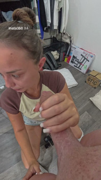 She Gives the Dick One Last Lick