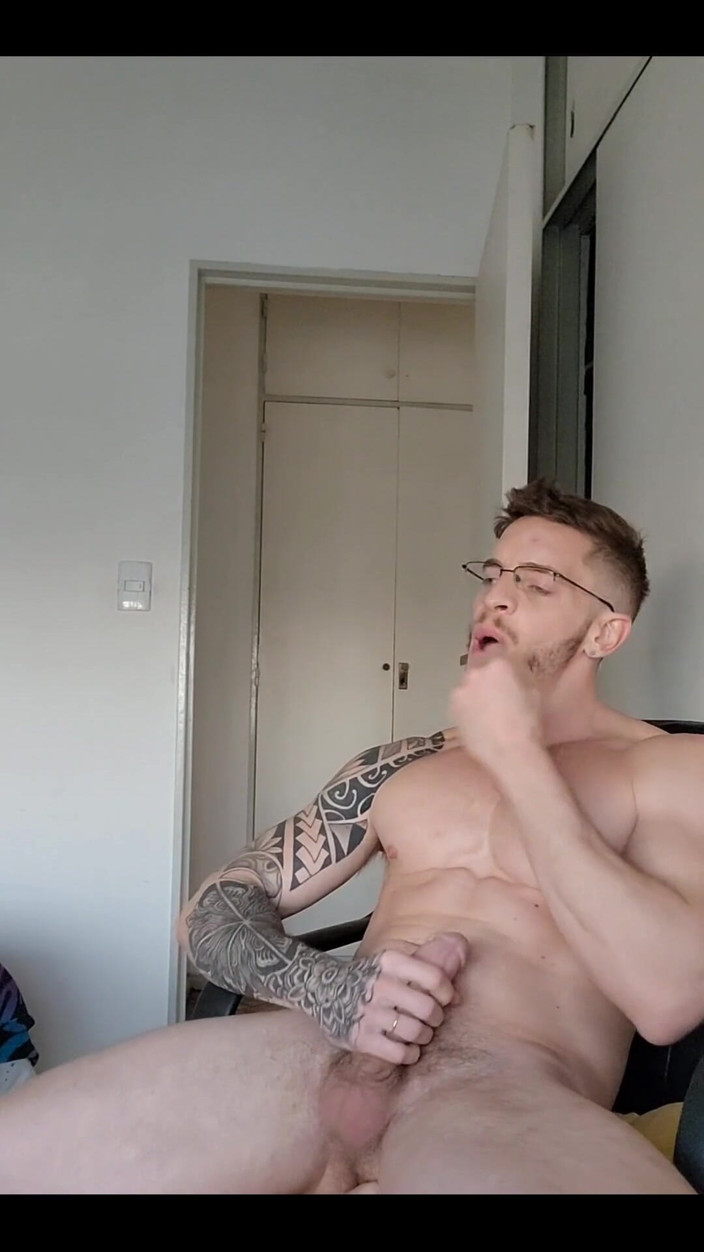 Dave Wikkinson: กูจํารองเท้าแตะสุดฮอตนี้ได้