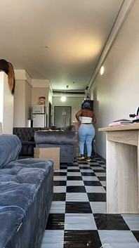 Kel başlı büyük götüme attır, bölüm 1045