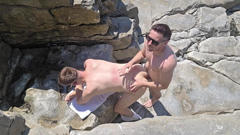 gaynaughtywelsh: Crusining Beach 공개 야외 오물에서 발정난 의붓 형제를 사육