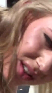 Flick Shagwell & Riley Roberts Lesbo Lízání dvojitých dilda