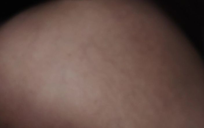 VICKY WOO: 夫と妻がさまざまな体位で楽しんで、お互いをファックする