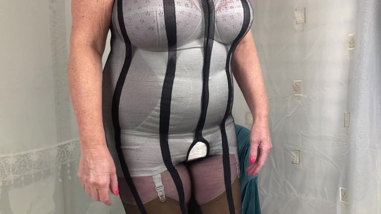 Aunty Sandra vintage girdle queen: Zia Sandra Fa E Vecchio Corsalette Sexy