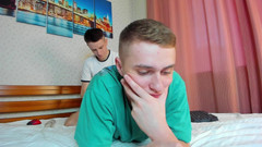 Morflot24: Dej vibrátor do Alexiny zadku!