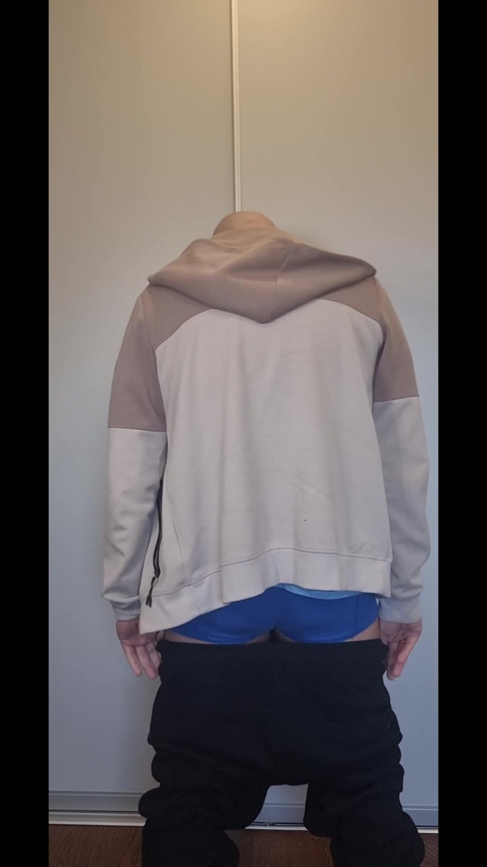 ShyCummerBoy: Striptease and with a Wild Cumshot