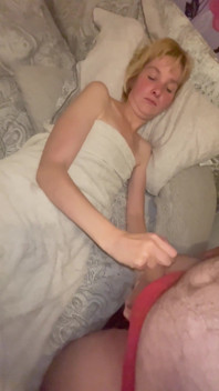 Kız arkadaşa elle muamele ve sakso - 1