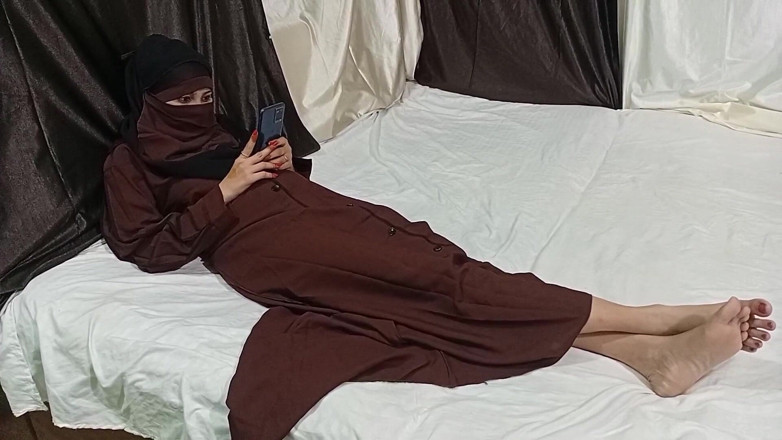 Dearshivani: Saftig fitta av en vacker muslimsk tjej, jag har aldrig...