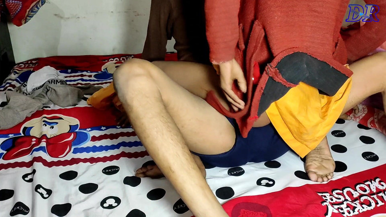 DeepReenu123: 德西印度继妹