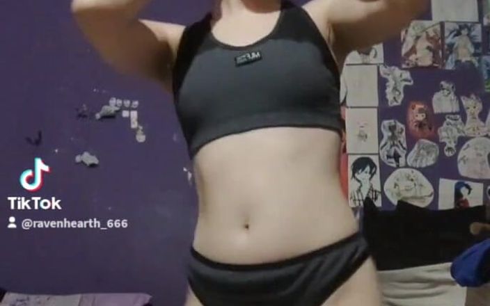 RavenHearth666VIP: Cum at My Twerking Ass