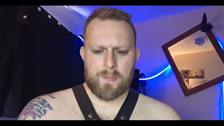 WolfgangWhite: Oferindu-ți afirmatii de efeminat