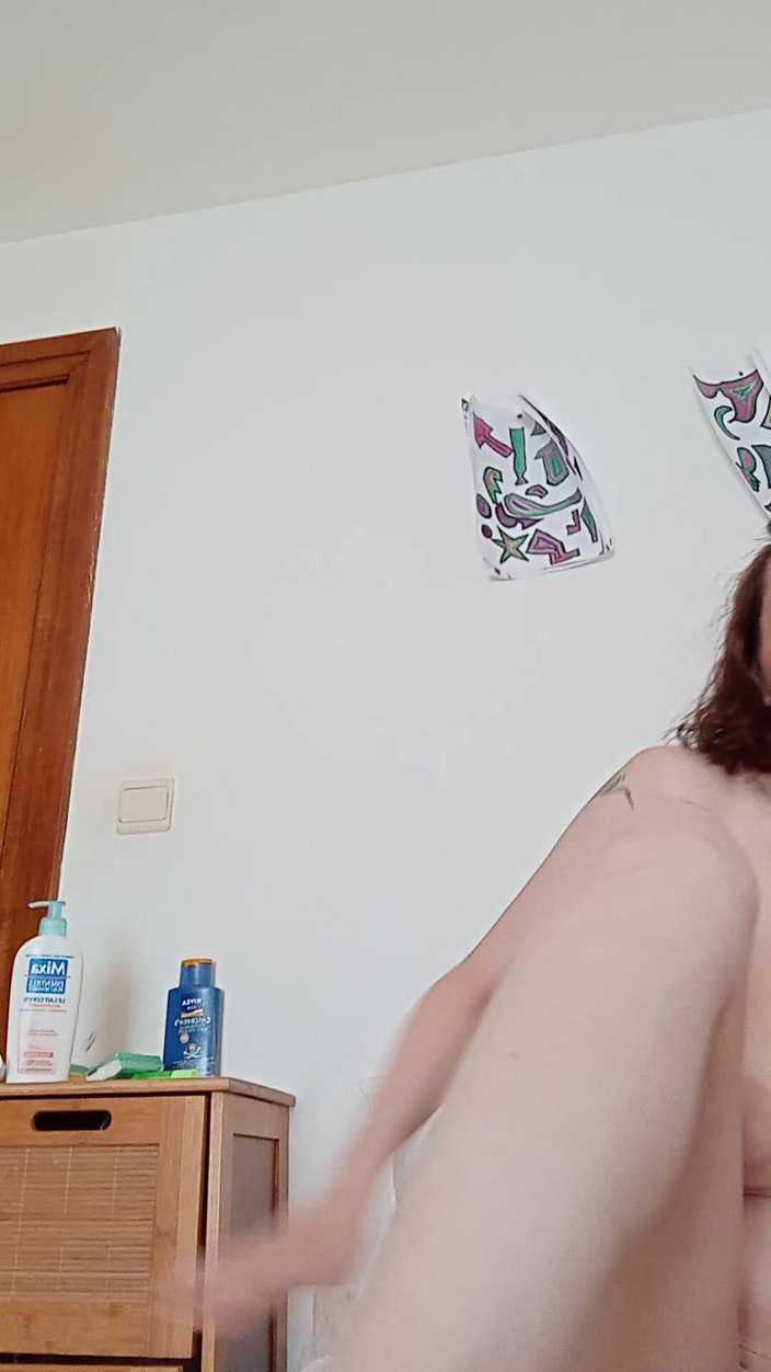 Labellerose03: La Belle Coquine Joue Seule