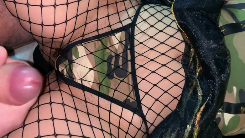 Cloehot: An Incredible Military Woman Who Really Gets My Cock Hard...