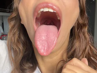 Pantera Nika uvula fetish compilation