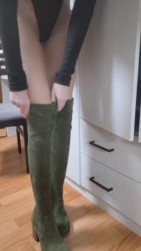 Mistress Elza Kom, Calda sexy