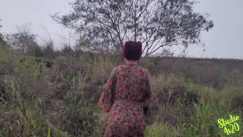 Mano Nico Official: kilat di luar ruangan