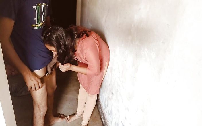 Fuckkkker: Desi-meisje Ki Eerste keer Chudai virale mms Hindi-audio