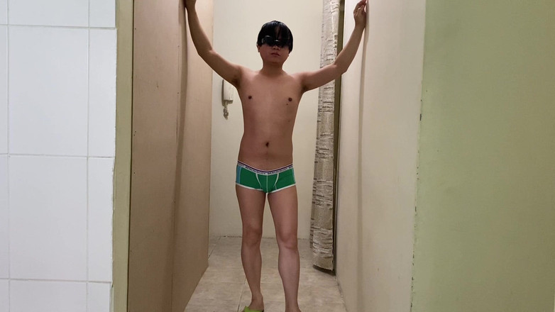 Great J: Asijský chlapec sexy tanec se žhavým honěním a výstřikem do kundičky