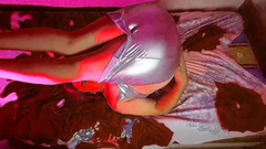 Kitty_Cross: Sissy ngọt ngào xuyên chân trong chiếc váy rậm lông...