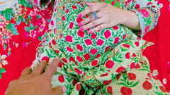 Faryal: 我美丽的已婚继妹独自回家-印地语音频