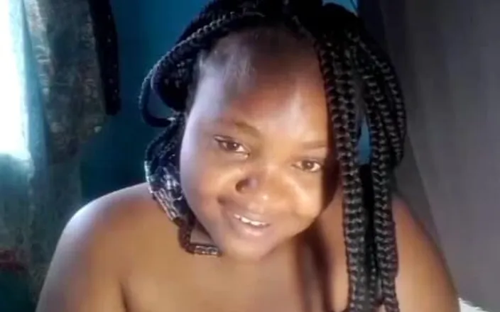 Ennie: Big Black Ass Pussy Show