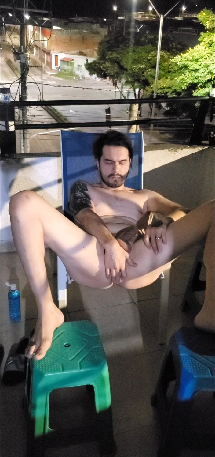 SlutClosetedfag: Balkon masturbasi berisiko dan air mani