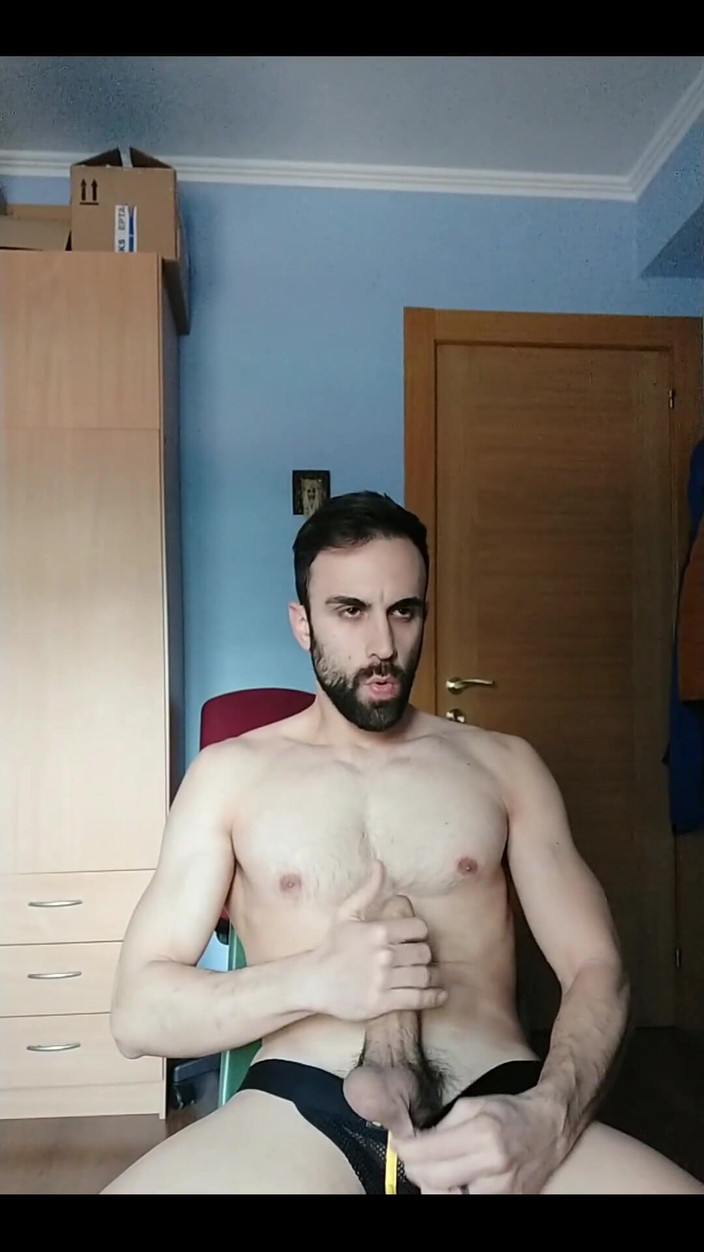 Zeus Ray: Odama gel ve jockstrapımı giyerek nasıl mastürbasyon yaptığıma bak