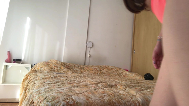 GirlWhite: Latina s vagínou a velkými rty, která žádá o tvůj velký...