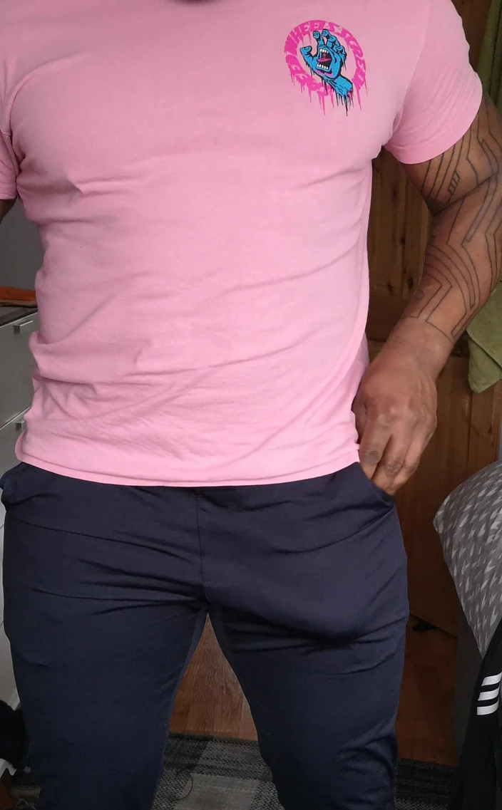 Amadeus: J’adore me faire baiser par de nouveaux joggeurs