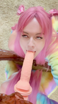 Praktykuję Połykanie Spermy Na Dildo.