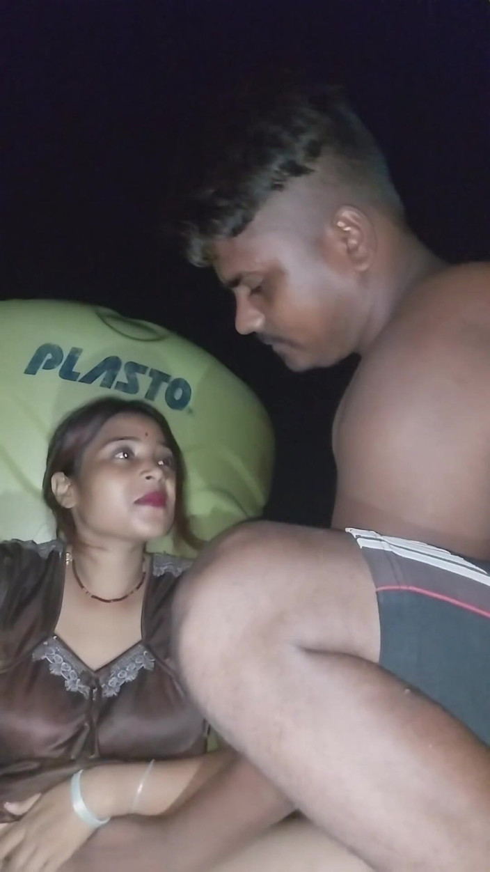 Pooja raniji: Pooja bhabhi nacht voll hart bhabhiji romantischer mitternachtsfick - indischer schöner...