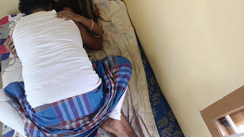 Laxi ammu: Manželů