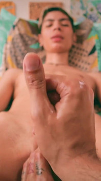 POV ovládání mrdky a hra po mrdce Camilo Brown Edging velký penis Twink Magic C