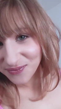 Süßes teen blondie nackt solo