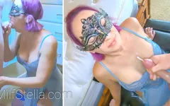 Orta yaşlı seksi kadın iç çamaşırlı ve külotlu çoraplı kocasını şaşırtıyor - sakso ve sikiş