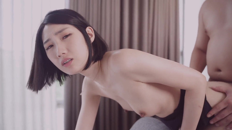 Asian Milfs n Teens: Chinese pornstar pleases a fan - Perv Milfs n Teens