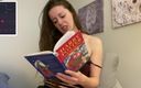 Nadia Foxx: Harry potter (bagian 2) lagi asik baca bukuku dengan histeris