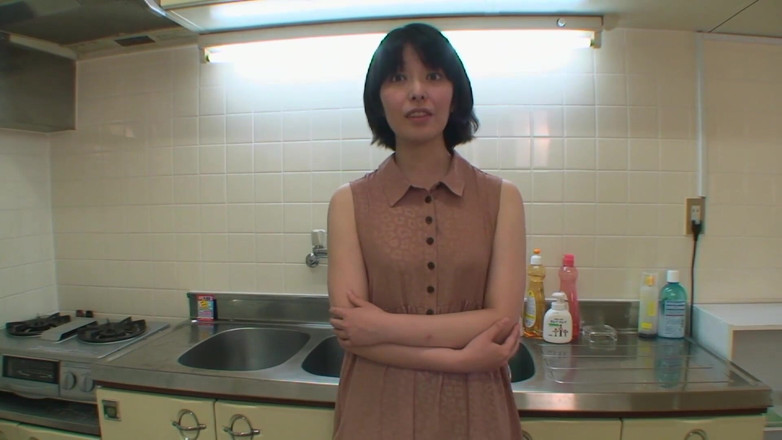 Asian Mature Climax: Hairy girl does her first casting