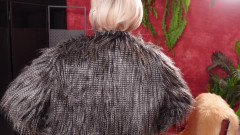 Arya Grander: Kollektion av hot fur coat - del 3. Fetisch MILF Arya Grander