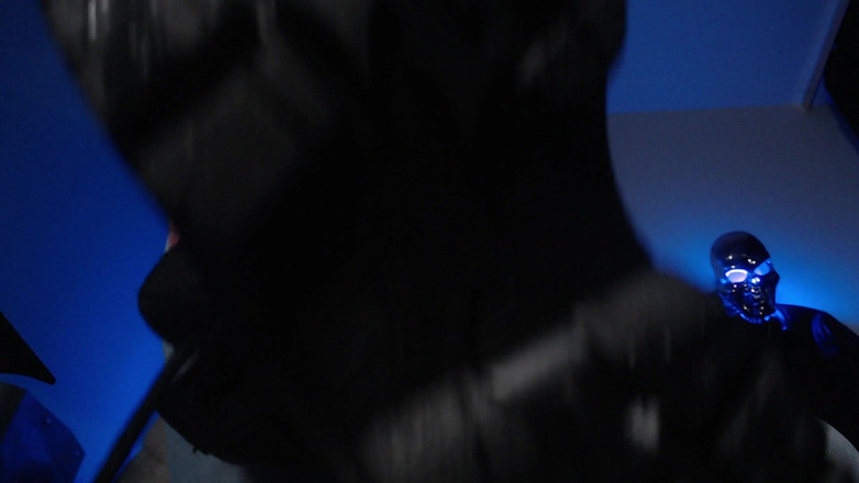 Hunky time: Leren Alfa Domineert