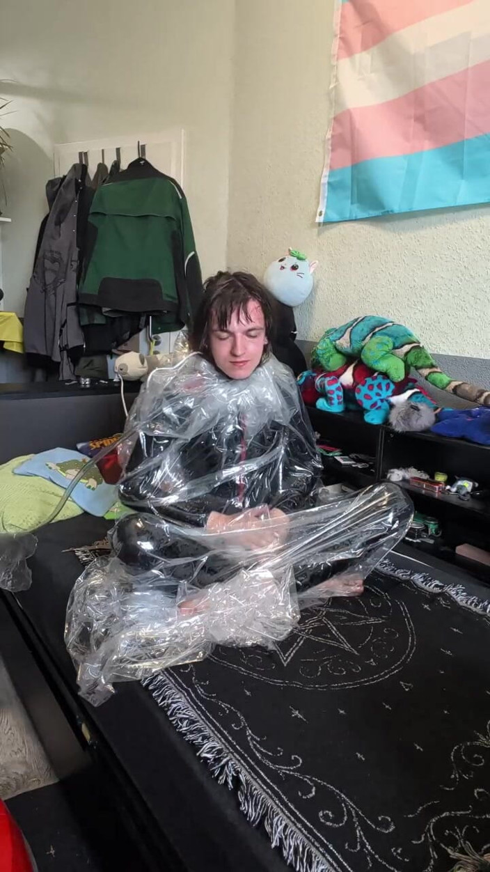 AJ_the_catgirl: Vacum - autobondage - vencimiento