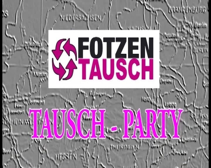 Amateur Pornos XXX: 이웃의 만남 포섬 - 발정난 독일 이웃을 교환하고 오럴과 핑거링으로 따먹기