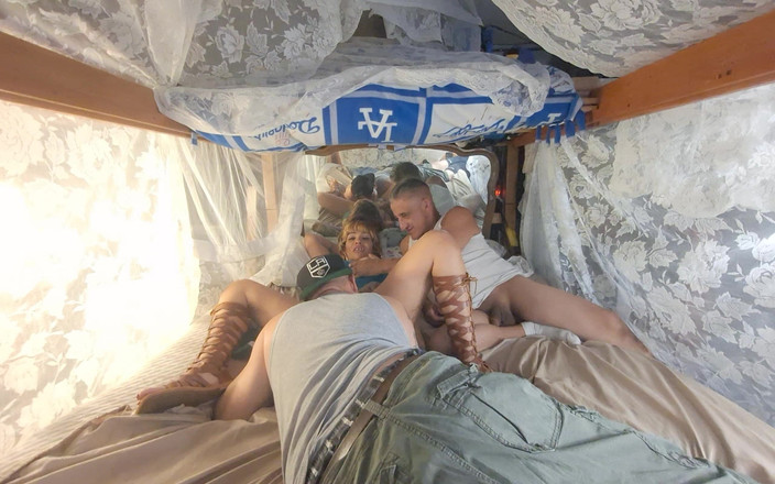 Elsalicious: Poes gelikt zo heerlijk