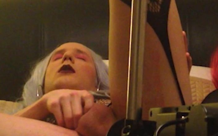 Sissy Bailey Wilde: Crossdressers and the ucking Machine - Kollektion 6