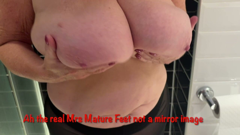 Mr MF: Mrs Mature Feet Getting Ready to Shower 556