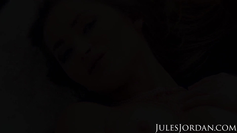 Jules Jordan: Dani Daniels interracial creampie
