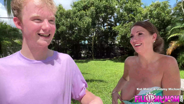 Fill Up My Stepmom: Bts Niegrzeczny z moim pasierbem
