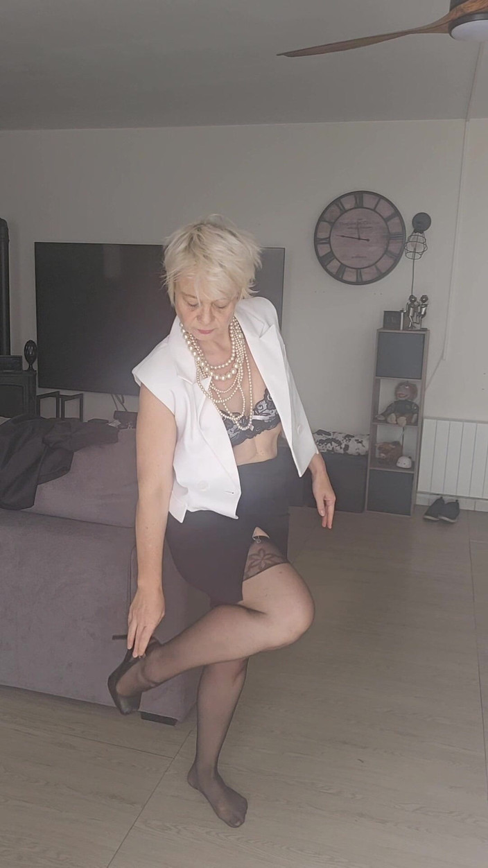 Sofy13: Was Haltet Ihr Von Meinem Outfit, Um Zur Arbeit Zu...