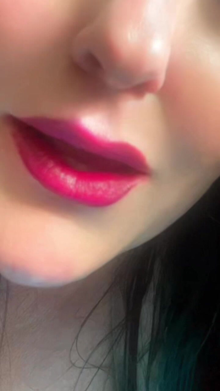 SanDiego8383: Bibir menggoda merah jambu panas &amp; kebaharuan penggoda gerakan perlahan