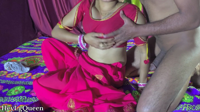 LgQueen: Bhabhi desi India pertama kali berkongkek dubur dengan batang besar...