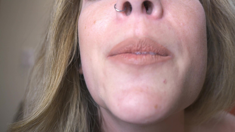 Sasha Curves: Pembalasan Dendam Raksasa Ibu Tiri 4k